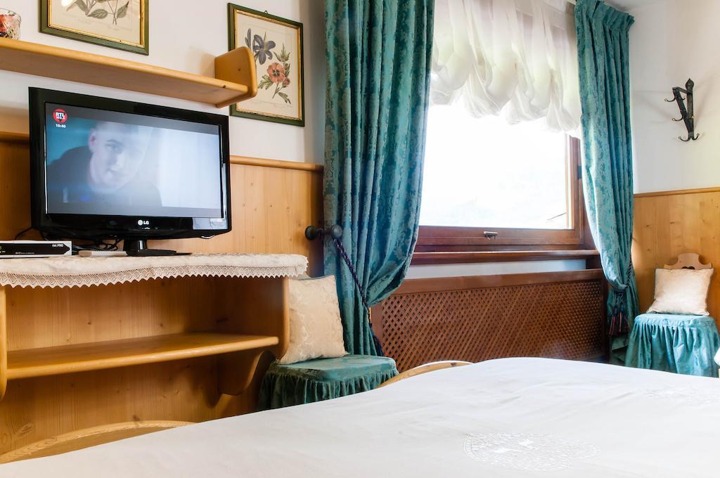 B&B Caldara Cortina dʼAmpezzo Chambre photo